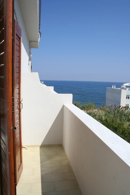 Lovely Holidays Hotel Χερσόνησος Εξωτερικό φωτογραφία