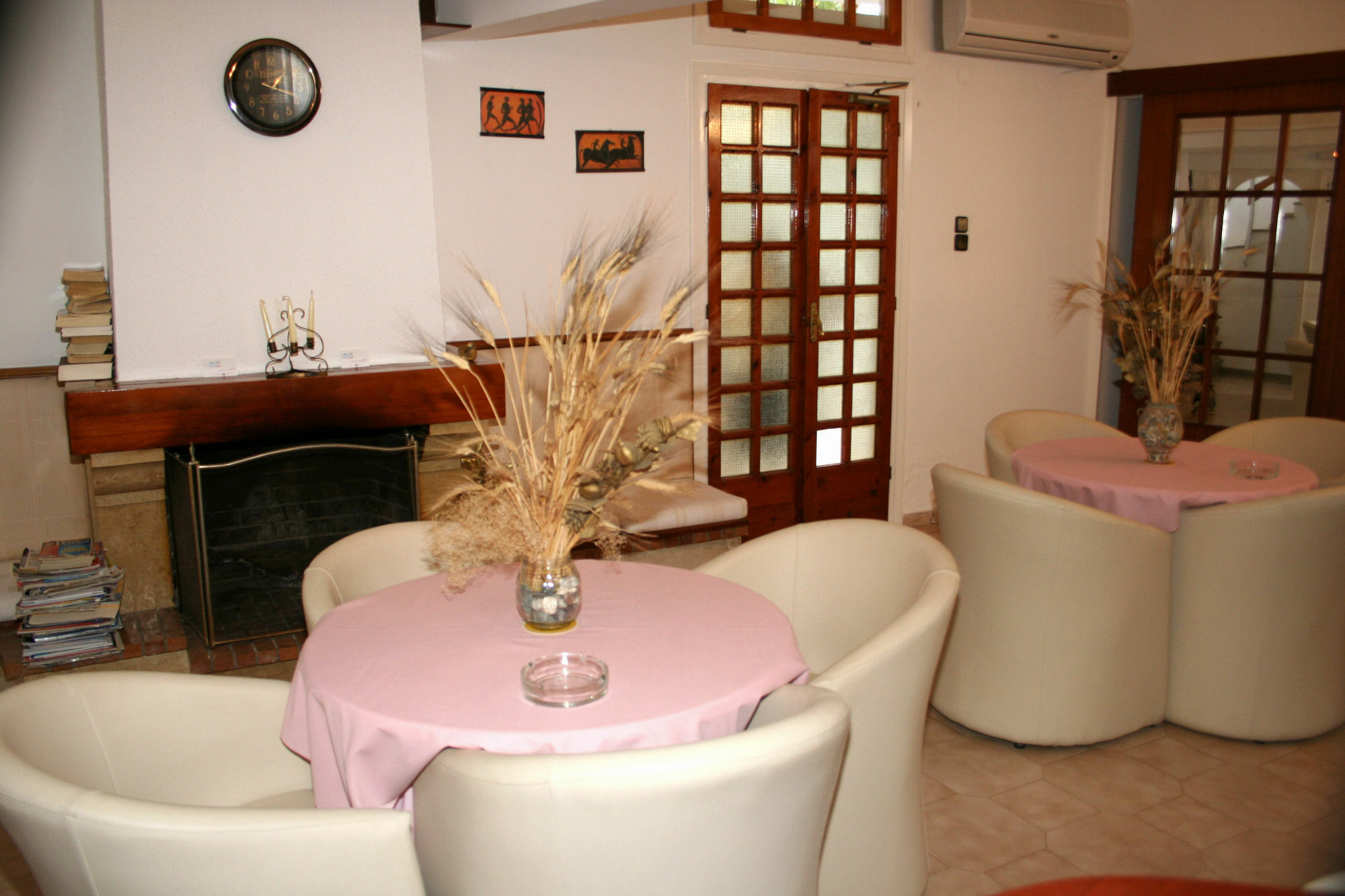 Lovely Holidays Hotel Χερσόνησος Εξωτερικό φωτογραφία